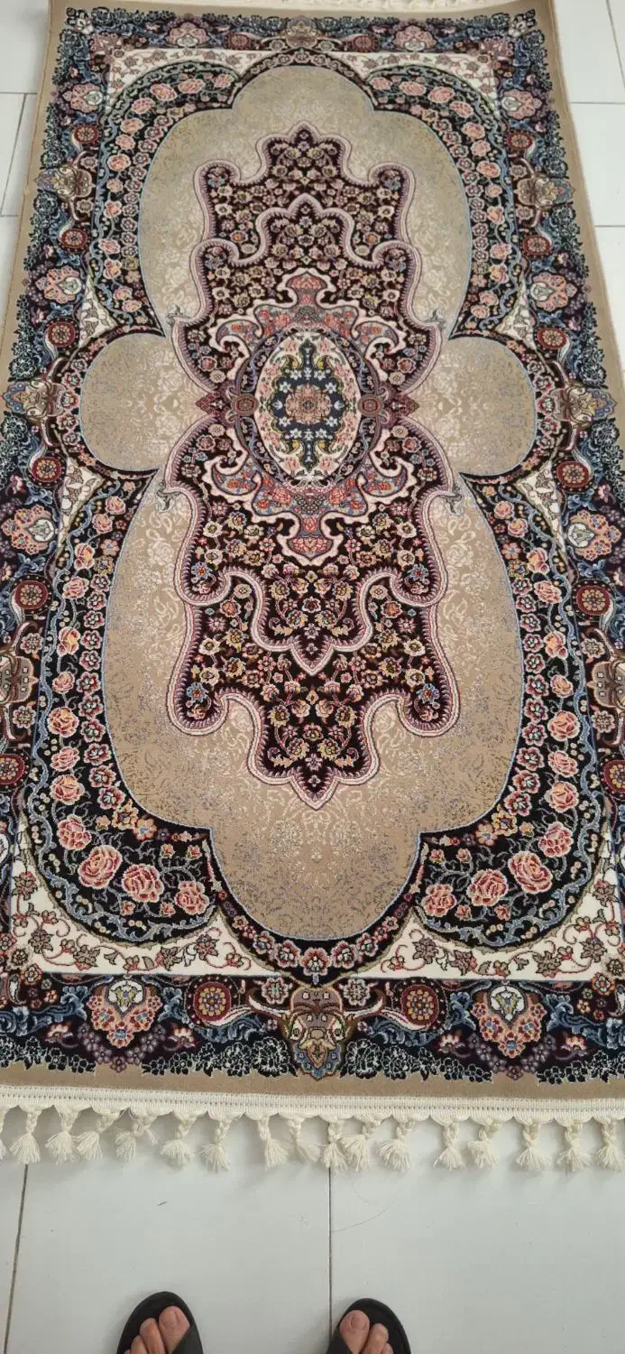 فرش کناره ۱در۲ درحدنو بدون هیچ ایراد|فرش|تهران, ابوذر|دیوار