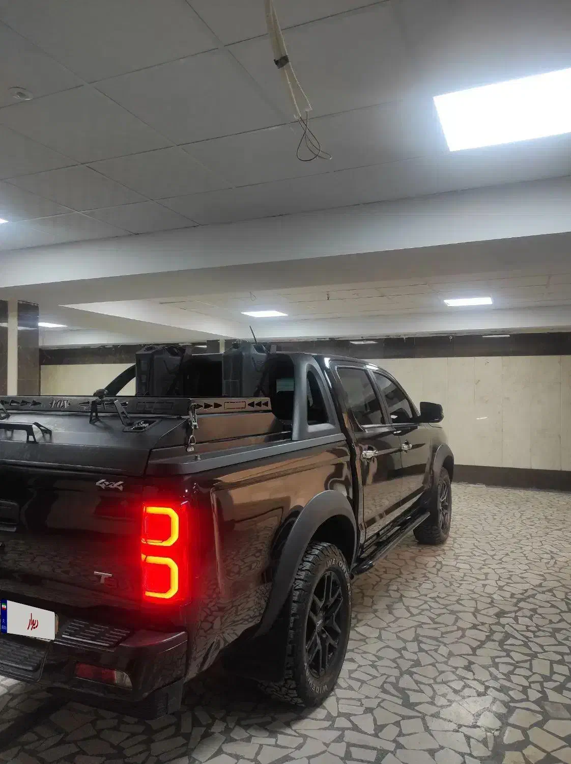 KMC   t8   402|خودرو سواری و وانت|تهران, جنت‌آباد مرکزی|دیوار