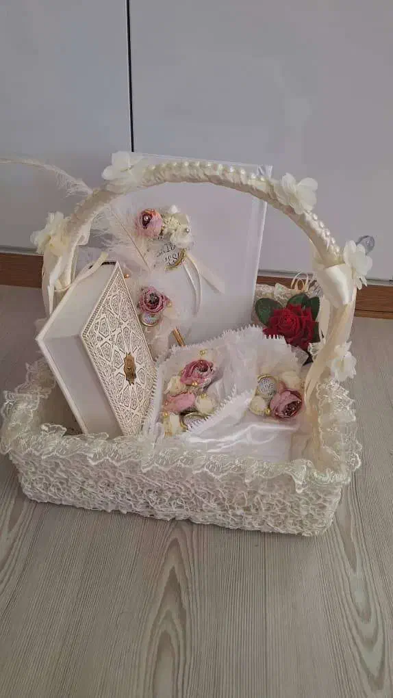 سبد بله برون با وسایل ها|زیورآلات و اکسسوری|جلفا, |دیوار