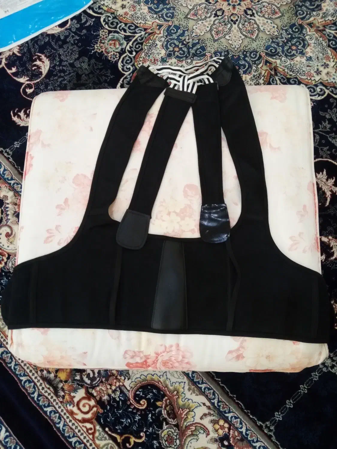 قوز بند|آرایشی، بهداشتی، درمانی|صومعهسرا, |دیوار