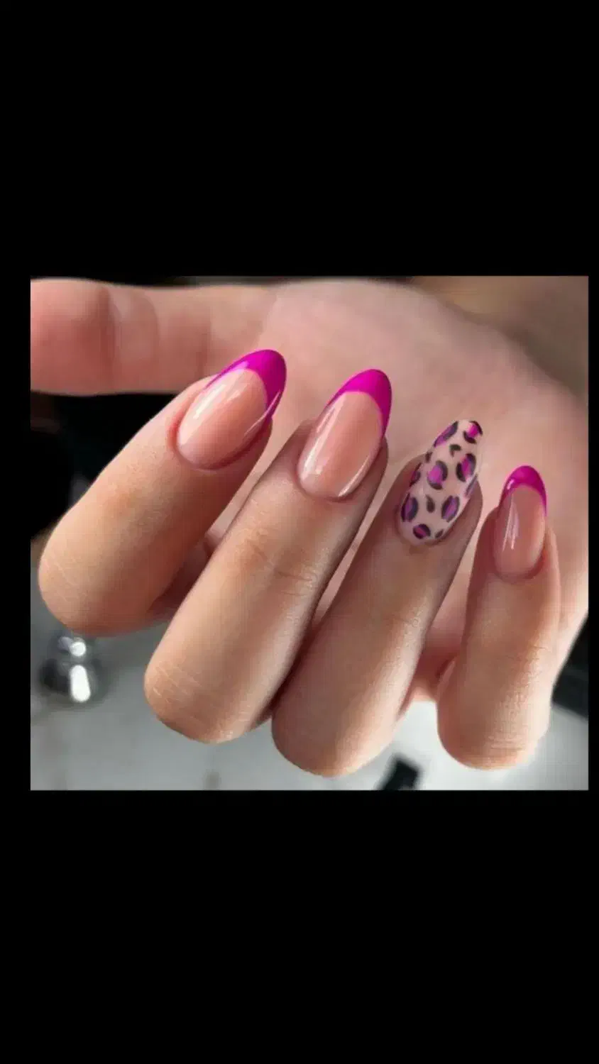 به چن نفر مدل ناخن (کار کلا توسط مربی انجام میشه)|خدمات آرایشگری و زیبایی|ارومیه, |دیوار