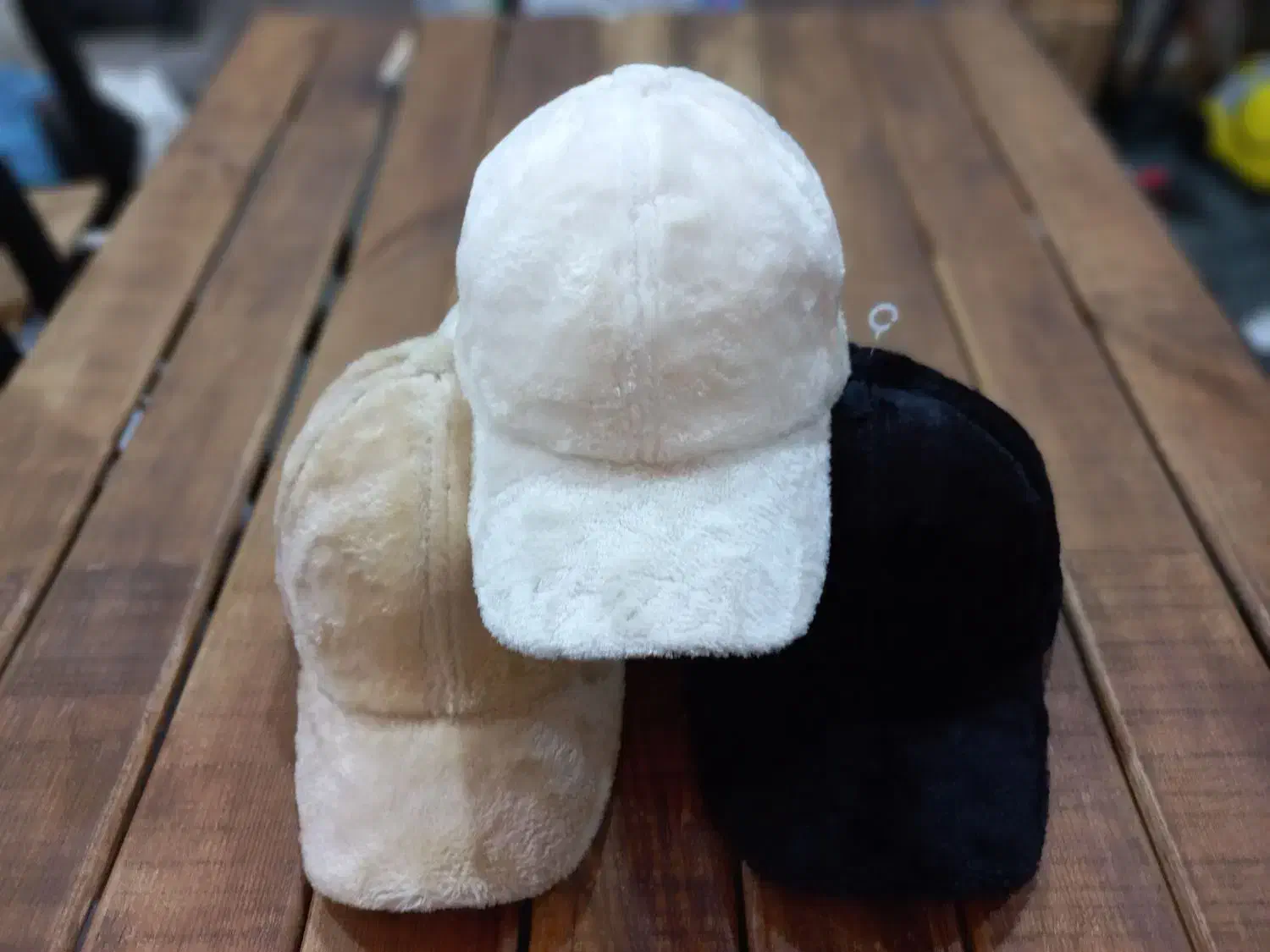 کلاه تدی|لباس|تهران, پامنار|دیوار