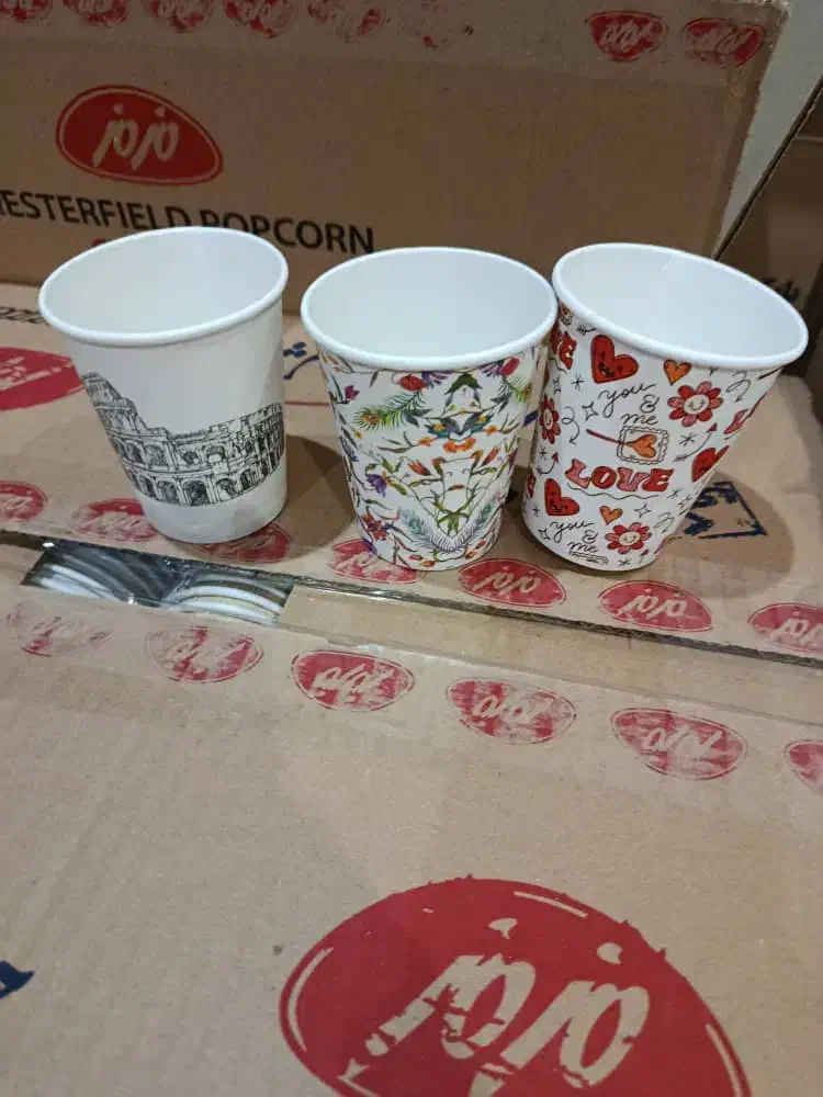 لیوان بهداشتی کاغذی 220کیفیت بالا|ظروف نگهدارنده، پلاستیکی، یک‌بارمصرف|بیرجند, |دیوار