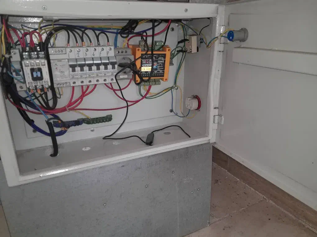 سایلنت باکس گالوانیزه ۴ ظرفیته کولردار|ماشین‌آلات صنعتی|رشت, آزادگان|دیوار