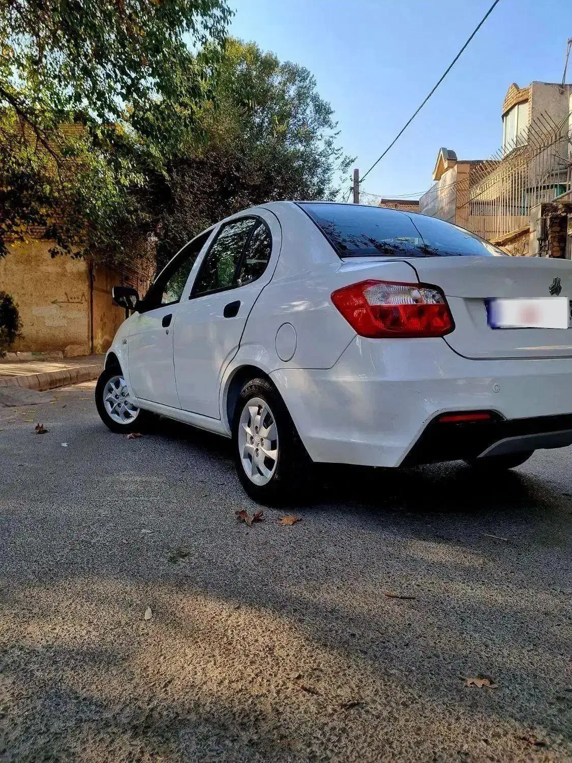 ساینا اس مدل 402 مشابه صفر .|خودرو سواری و وانت|مشهد, مصلی (کارمندان اول)|دیوار