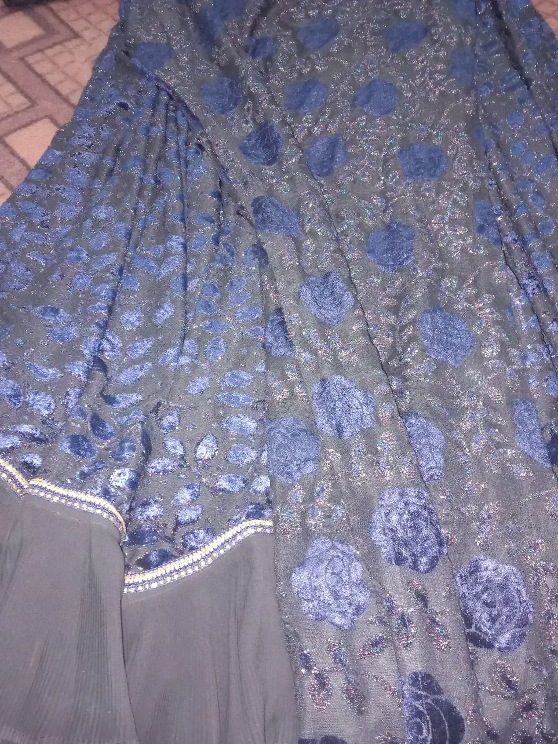 لباس|لباس|یاسوج, |دیوار