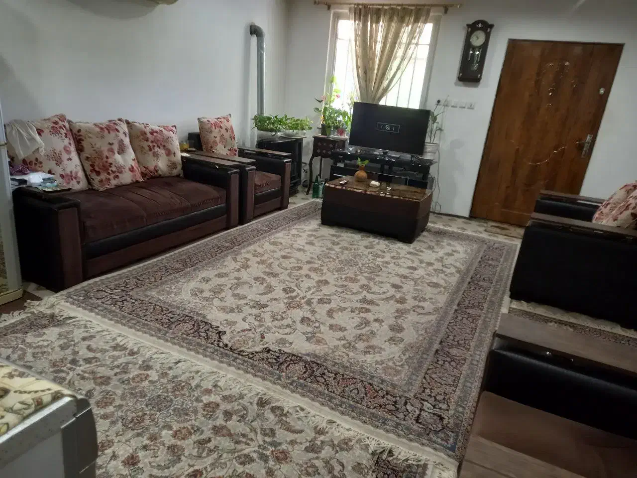 ویلایی حیاط دار مسکونی.کارگاه.انبار.تولیدی.پرورشی|فروش خانه و ویلا|رشت, آب و برق|دیوار