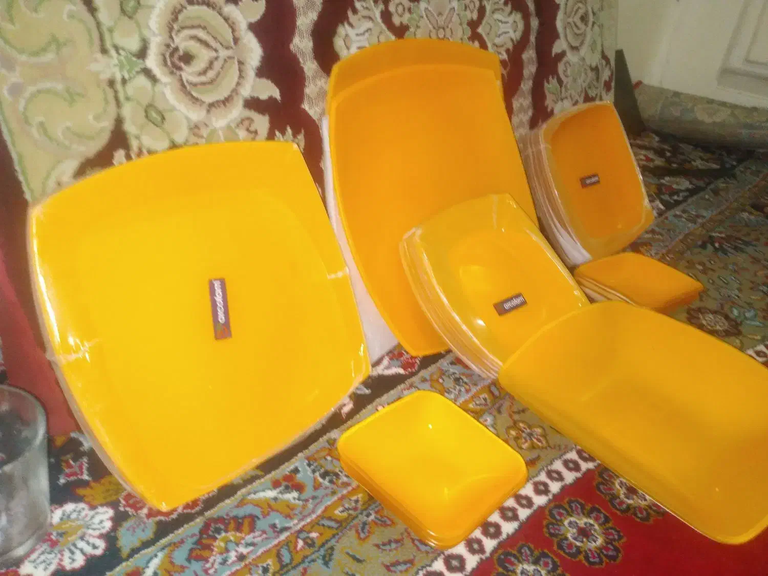 سرویس غذاخوری 27 پارچه اصل ارکوفام|ظروف سرو و پذیرایی|شهرکرد, |دیوار