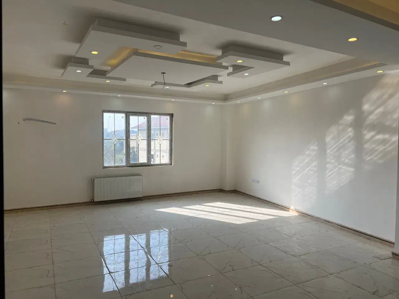 فروش واحد۹۸متری نوساز سند تک برگ|فروش آپارتمان|صومعهسرا, |دیوار