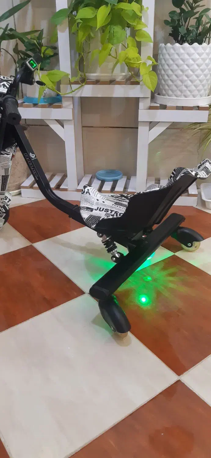 اسکوتر دریفت|دوچرخه، اسکیت، اسکوتر|سیرجان, |دیوار