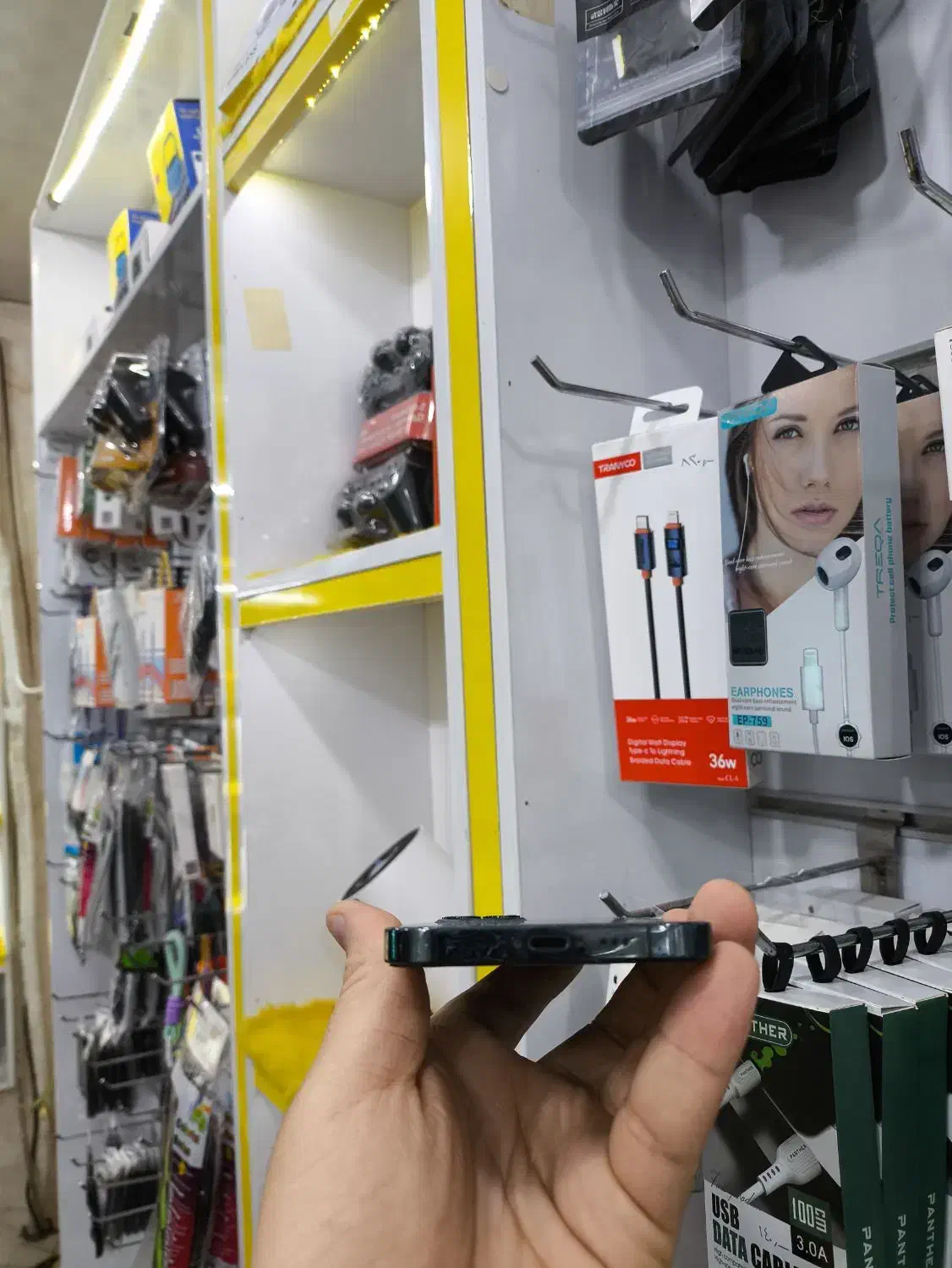 آیفون ۱۲پرو در حد صفر|موبایل|سعدآباد, |دیوار