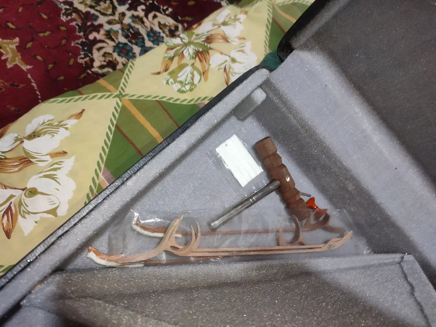 سنتور استاد معینی|سازهای سنتی|رشت, یخسازی|دیوار