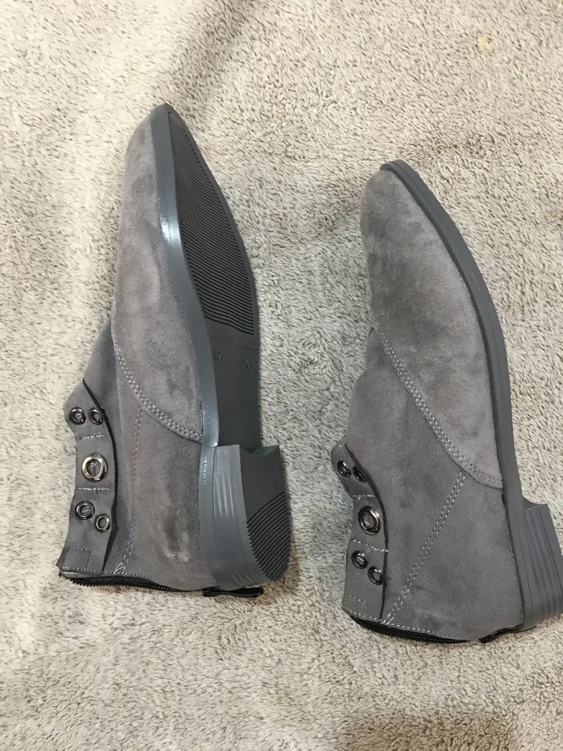 کفش|کیف، کفش، کمربند|رشت, بازار|دیوار