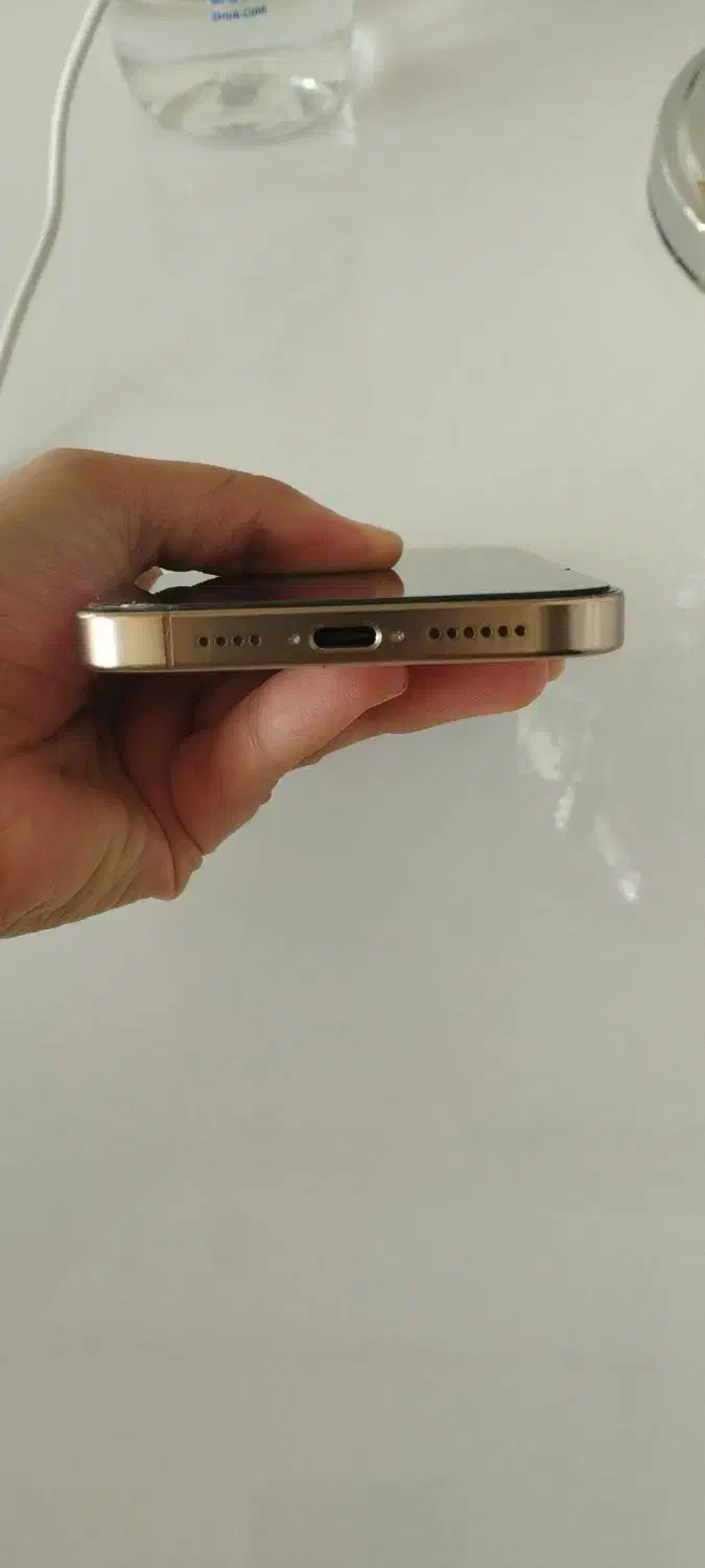 طرح ایفون ۱۶پرومکس|موبایل|ماکو, |دیوار