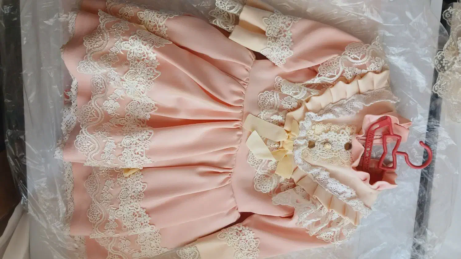 لباس مجلسی|کفش و لباس بچه|رشت, یخسازی|دیوار