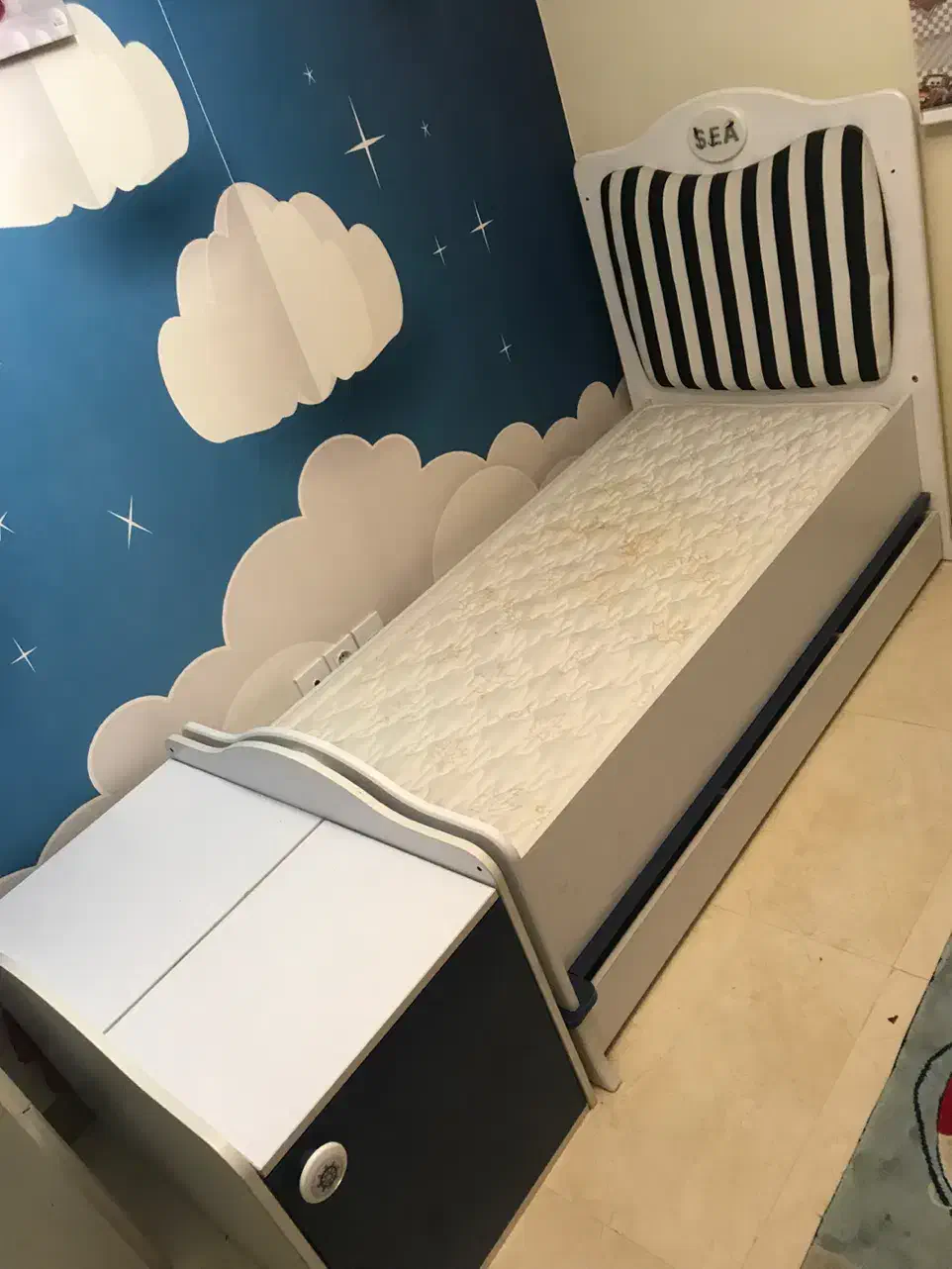 سرویس تخت و کمد ساحل چوب همراه تشک|تخت و سرویس خواب|رشت, معلم|دیوار