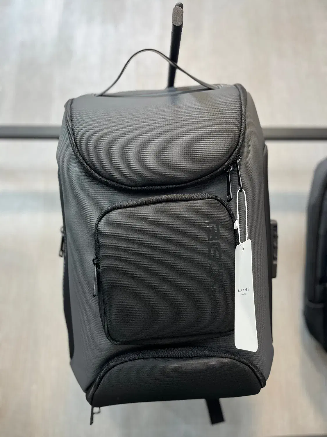 نمایندگی کیف لپتاپBange اصالت کیفیت وگارانتی معتبر|کیف، کفش، کمربند|قم, حاج زینل|دیوار