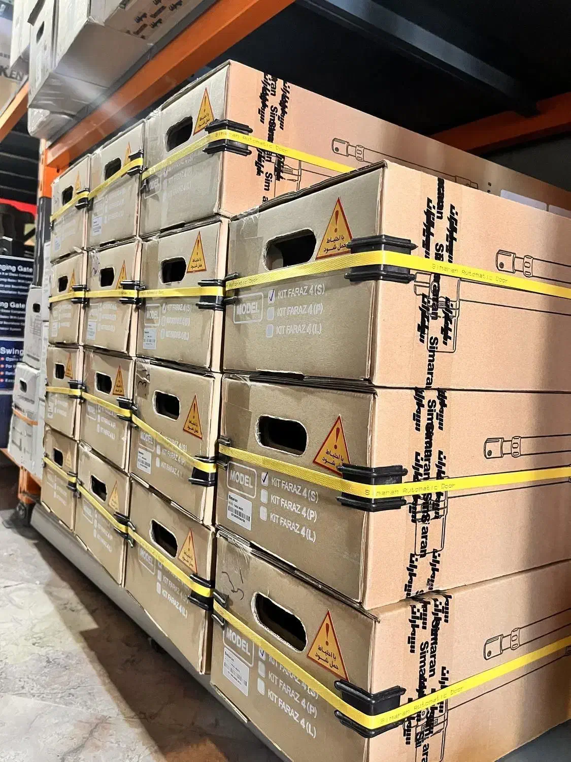 فروش عمده موتور کرکره و تیغه و قطعات برقی|عمده‌فروشی|کرج, شهرک اوج|دیوار