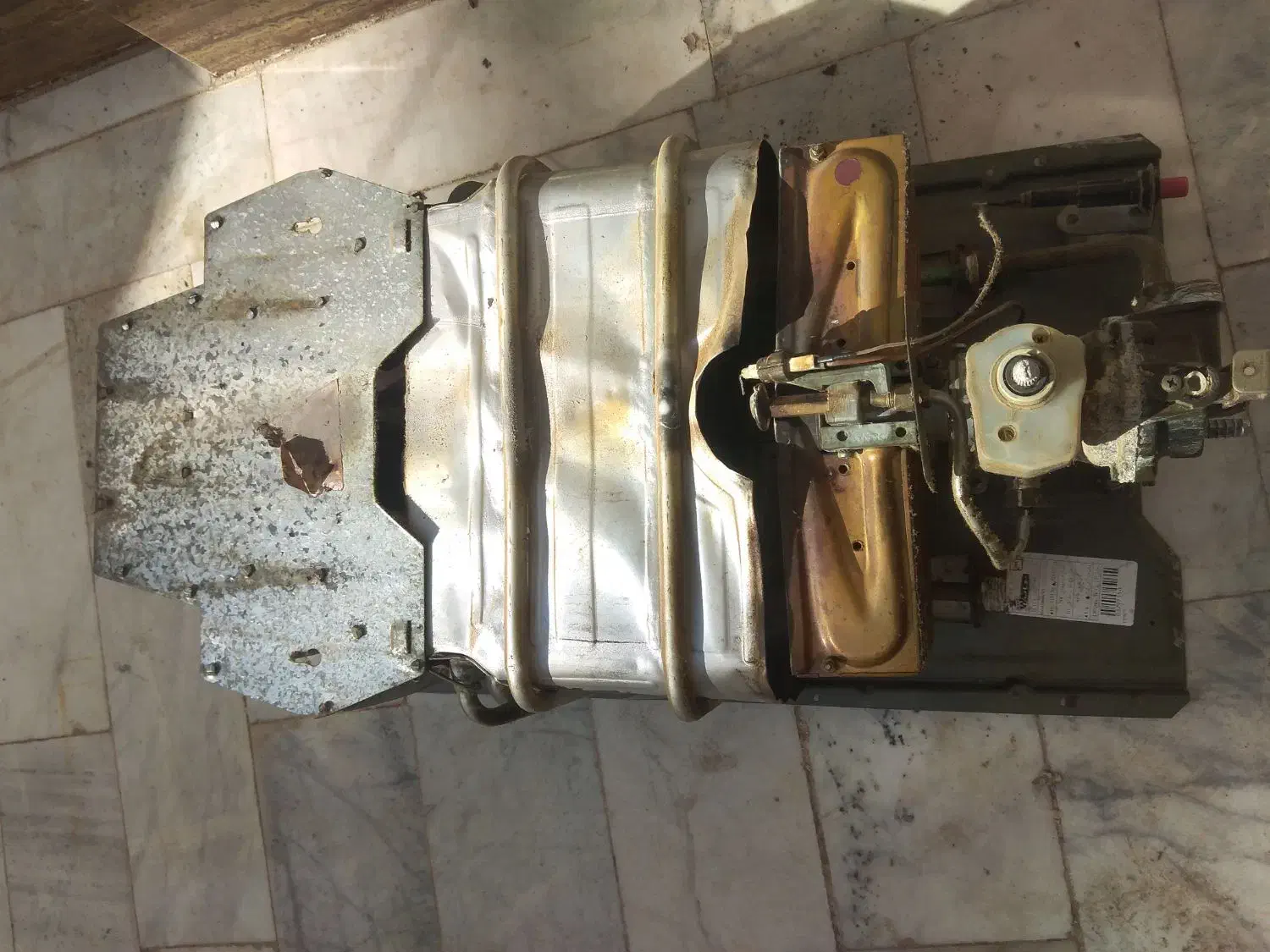 تعمیر انواع آبگرمکن بخاری گاز کولر و لوازم خانگی|خدمات پیشه و مهارت|کاشمر, |دیوار