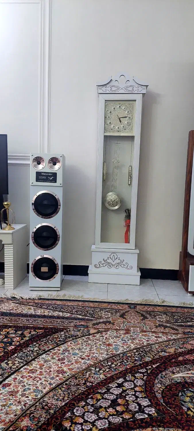 ساعت ایستاده|ساعت|فردیس, فرامرزیه|دیوار