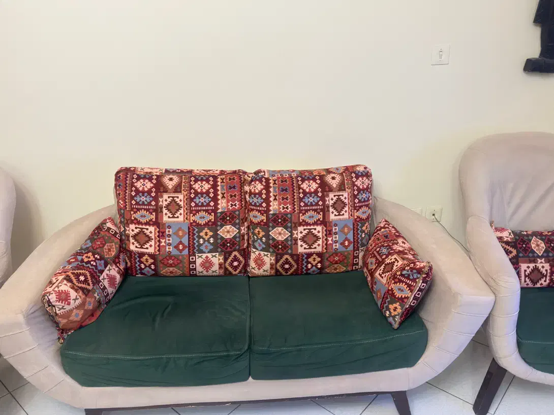 مبلمان ۴ نفره|مبلمان خانگی و میز عسلی|تهران, صادقیه|دیوار