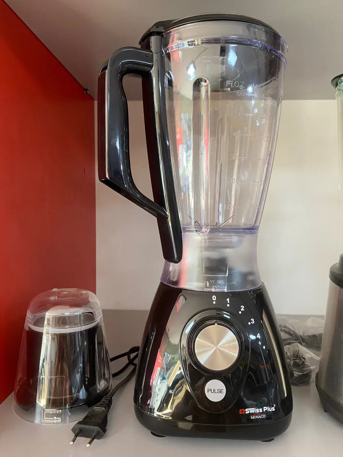 آسیاب و مخلوط کن|خردکن، آسیاب، غذاساز|اراک, |دیوار