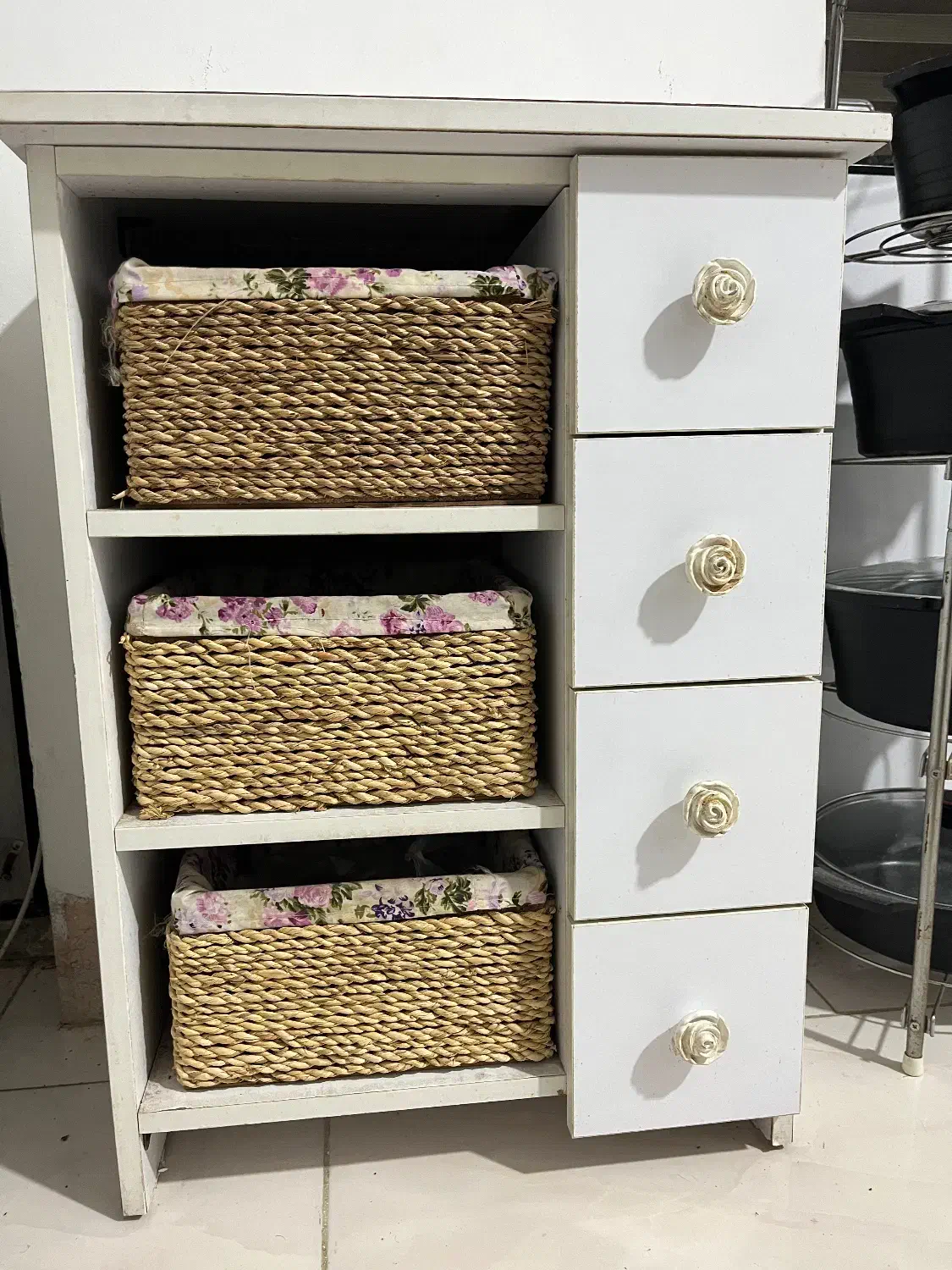 جاکفشی|جاکفشی، کمد، دراور|علیآباد کتول, |دیوار