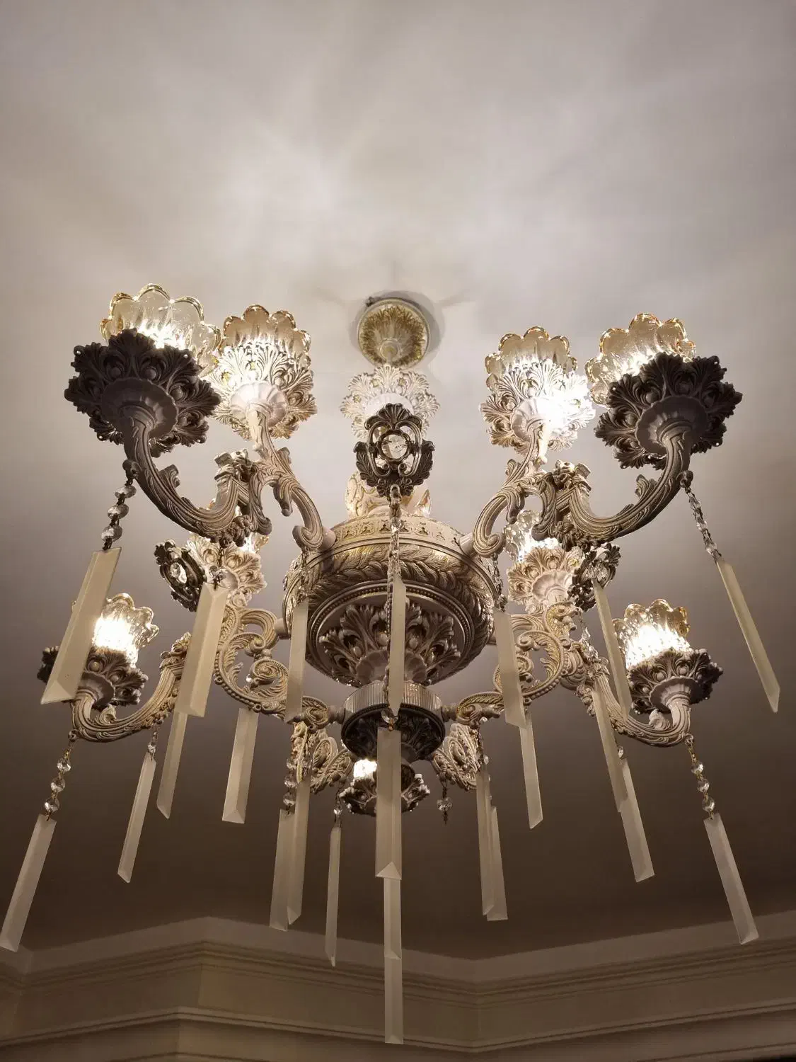 چراغ لوستر دیوارکوب|لوستر و چراغ آویز|مشهد, سجاد شهر|دیوار