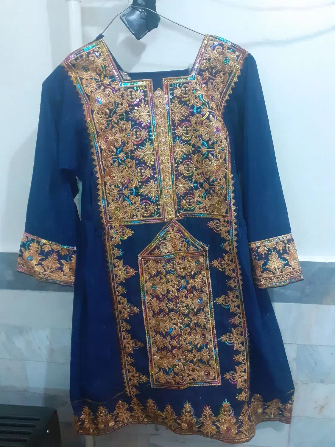 لباس بلوچی|لباس|گرگان, |دیوار