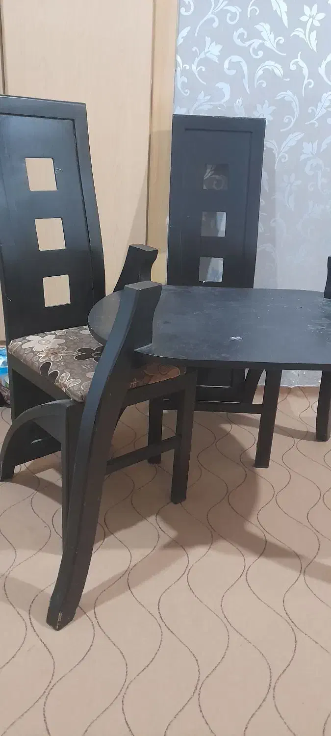 میز غذا خوری|میز و صندلی غذاخوری|بندر دیر, |دیوار