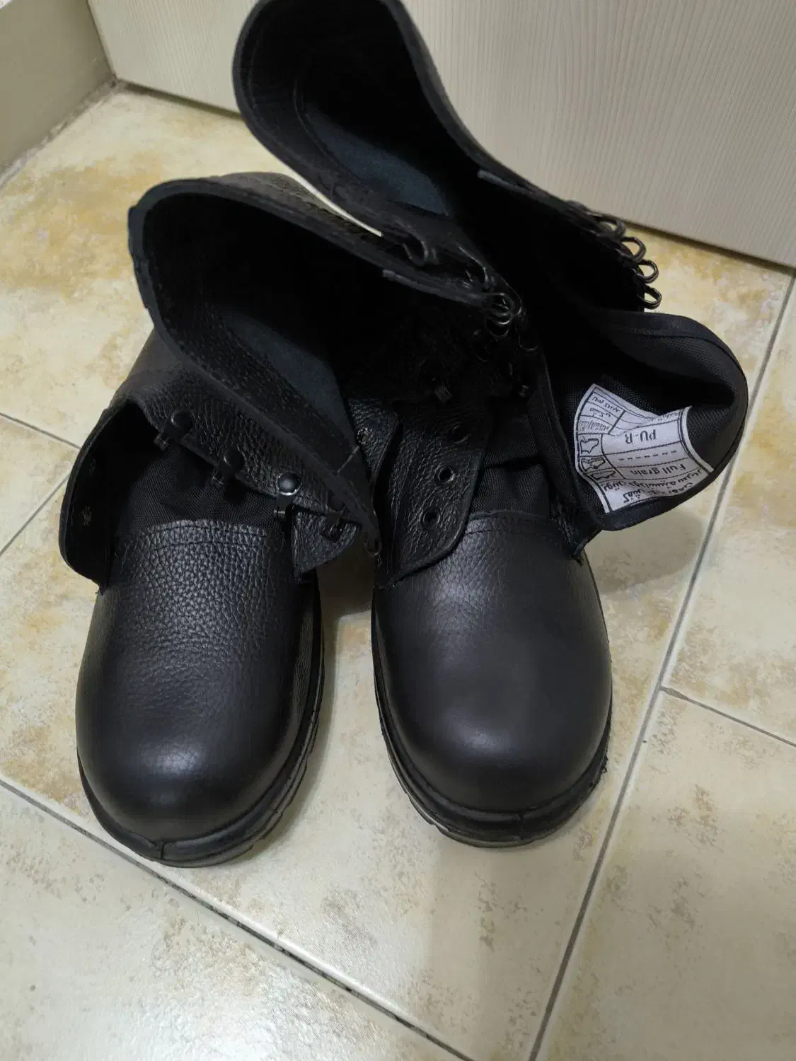 پوتین سبک سربازی سایز ۴۳|کیف، کفش، کمربند|اندیشه, اندیشه فاز ۳|دیوار