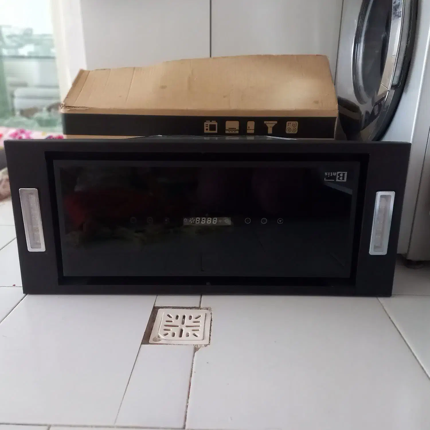 هود مخفی|هود|تبریز, |دیوار