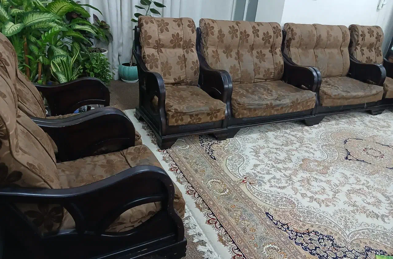 مبل ۸ نفره قهوه ای|مبلمان خانگی و میز عسلی|مسجد سلیمان, |دیوار