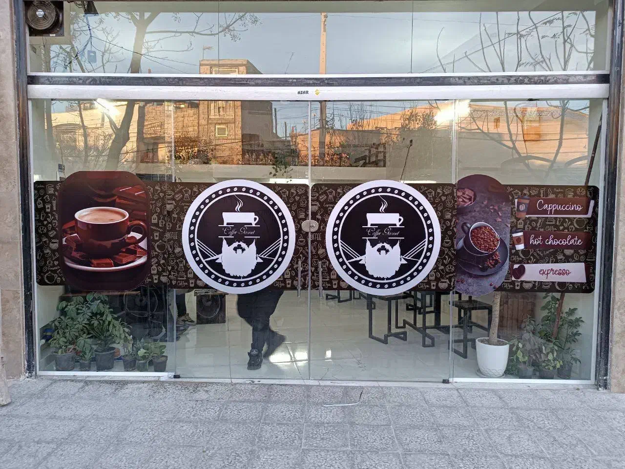 چاپ بنر و استیکر با بالاترین کیفیت مجموعه چاپ چشمک|خدمات پیشه و مهارت|قم, منبع آب|دیوار