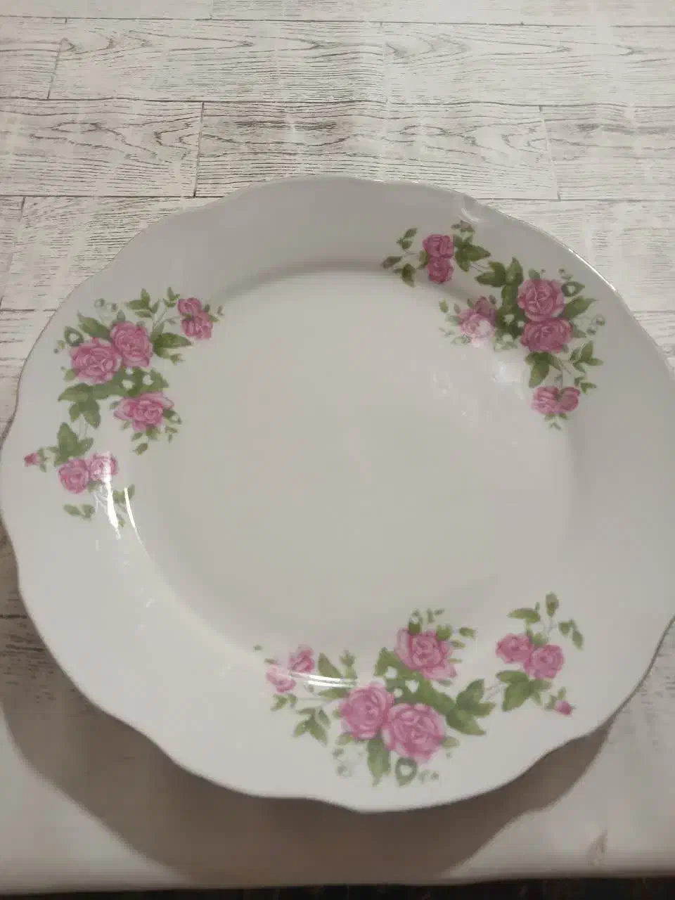 بشقاب گل سرخ|ظروف سرو و پذیرایی|دورود, |دیوار