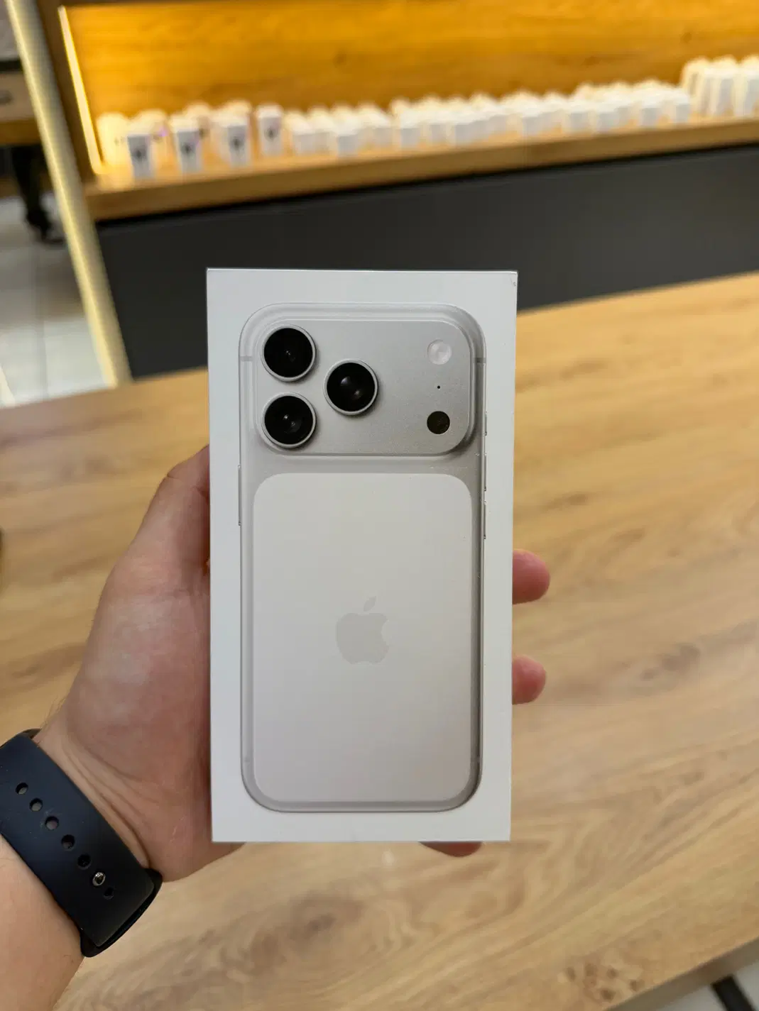 iPhone 17 pro|موبایل|تهران, صاحبقرانیه|دیوار