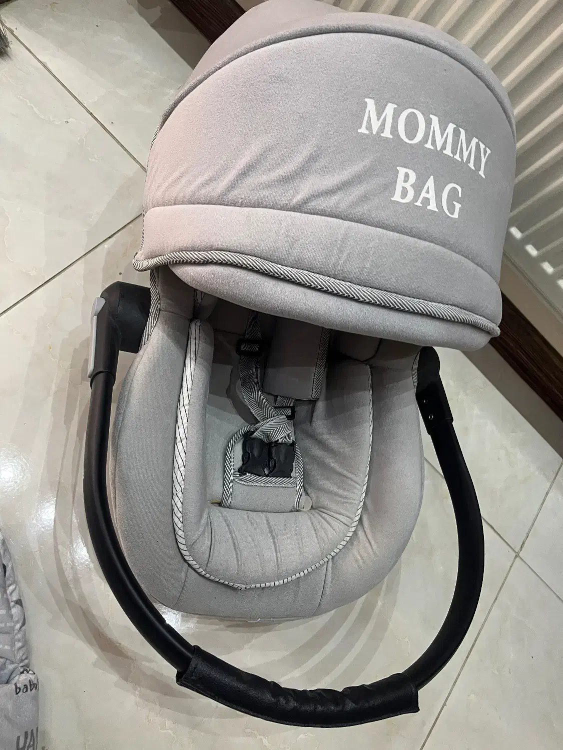 وسایل نوزاد|تخت و صندلی بچه|فولادشهر, فولادشهر|دیوار