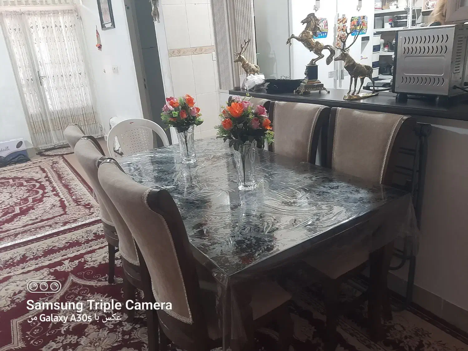 فروش میز و صندلی نهار خوری ۶ نفره|میز و صندلی غذاخوری|کاشان, کارگر|دیوار