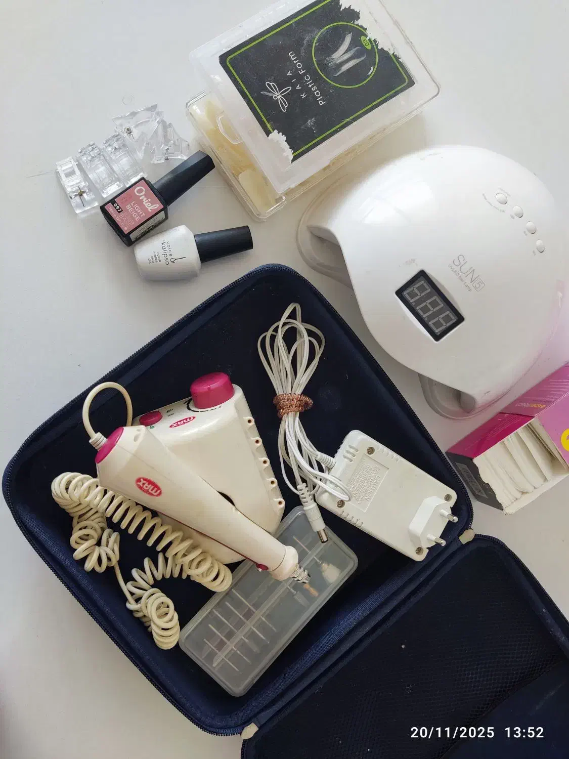 وسایل کاشت ناخن|آرایشی، بهداشتی، درمانی|کنارک, |دیوار