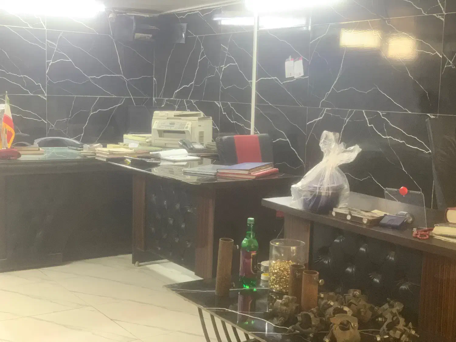 دفتر تجاری بازار آهن|فروش دفتر کار، اتاق اداری، مطب|تهران, شادآباد|دیوار