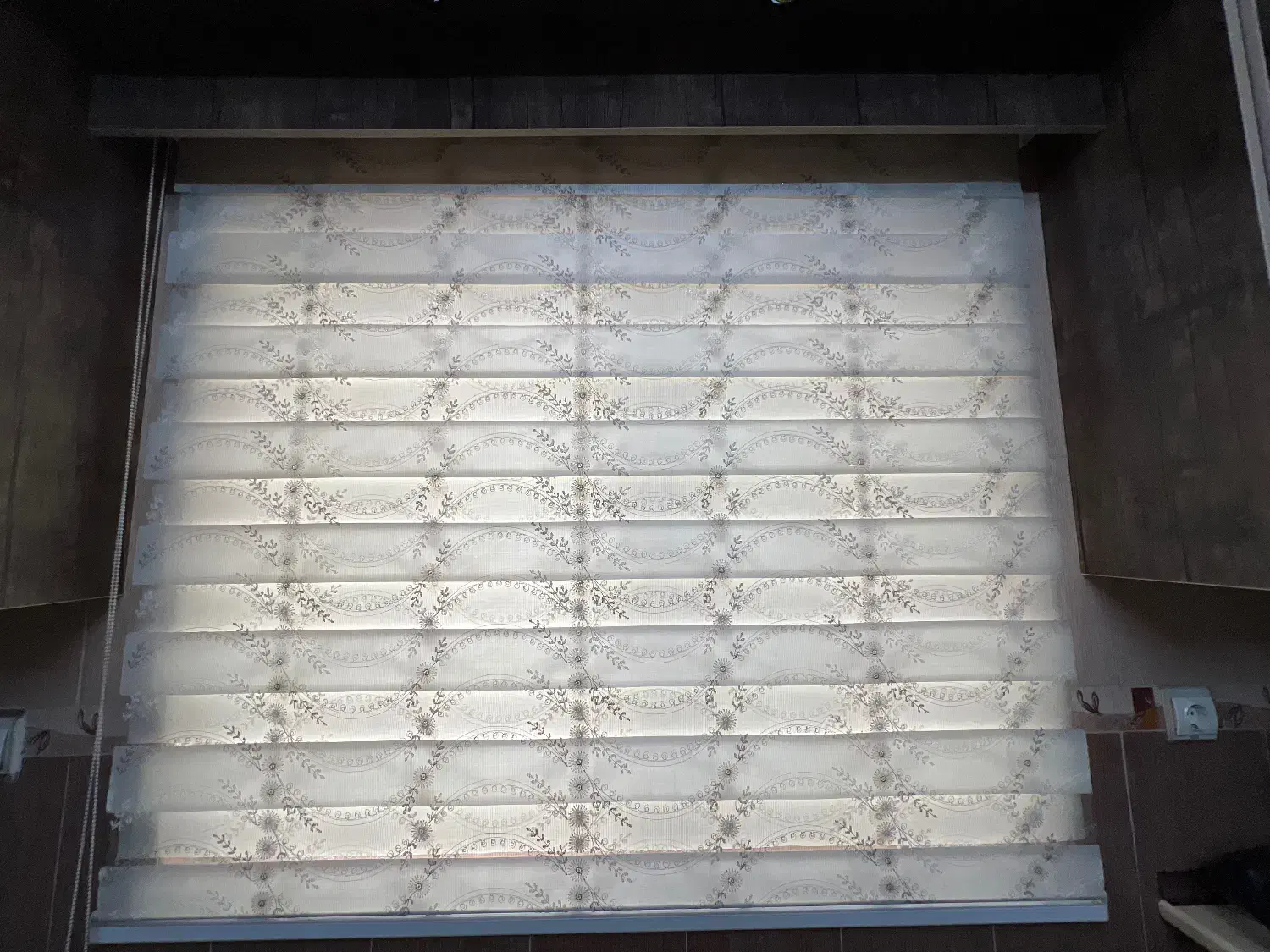 پرده زبرا|پرده، رانر، رومیزی|لنگرود, |دیوار