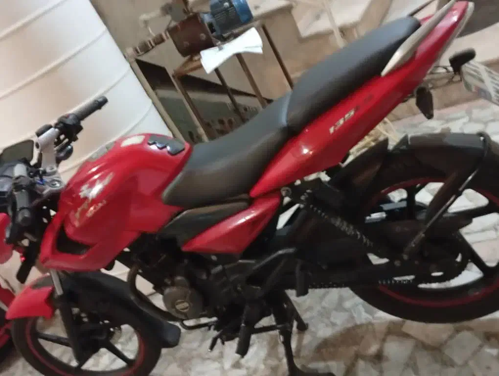 موتور پالس ۱۳۵ مدل ۱۳۹۳|موتورسیکلت|رشت, لاکانی|دیوار