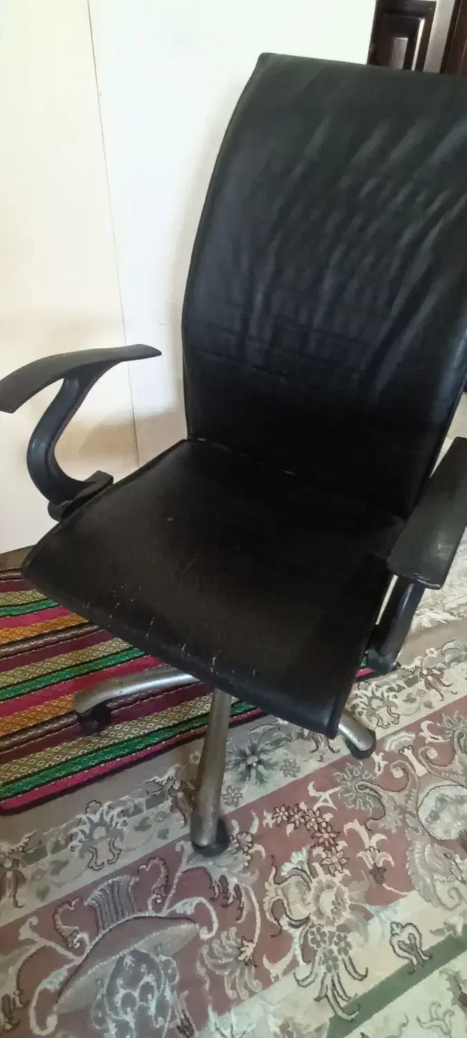 صندلی اداری سالم - استفاده کم|مبلمان اداری|ساری, |دیوار