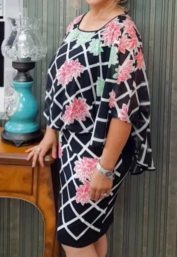 لباس و بوفه دکوری|لباس|ارومیه, |دیوار