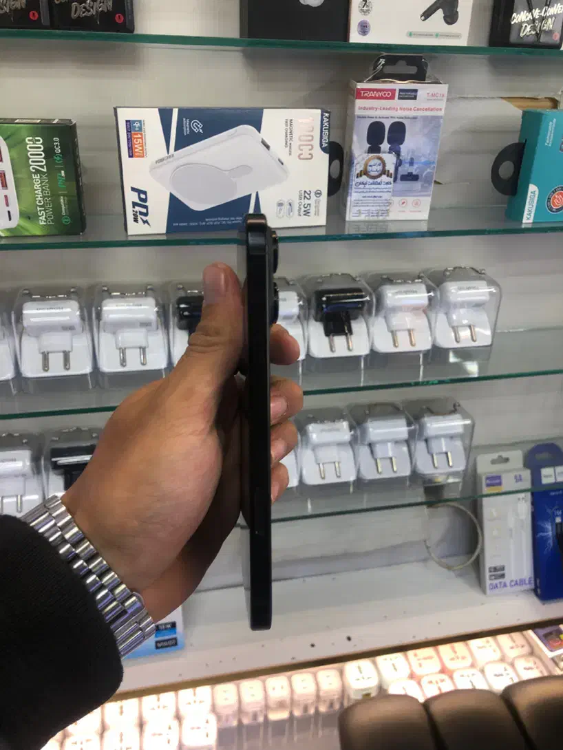 15 pro max به بهی|موبایل|اصفهان, خانه اصفهان|دیوار