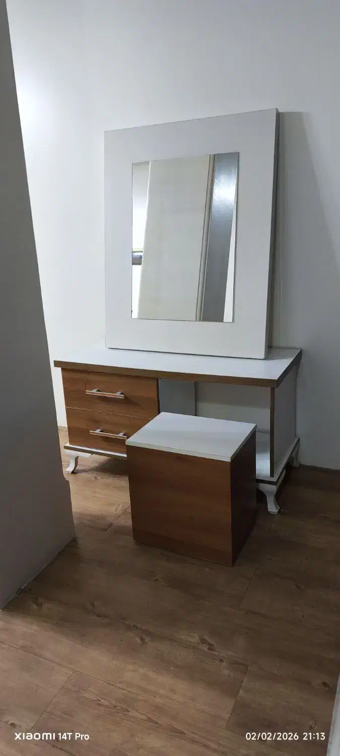 آینه و کنسول|بوفه، ویترین، کنسول|رشت, استادسرا|دیوار