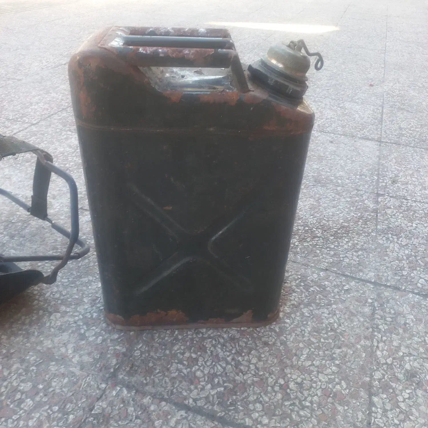 باک بنزین جیپ امریکایی|قطعات یدکی و لوازم جانبی|رشت, بازار|دیوار