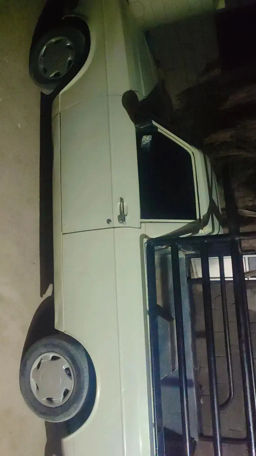 وانت بار واسه حمل جابه جای وسایل داخل شهر بیرون ش|خدمات حمل و نقل|سراوان, |دیوار