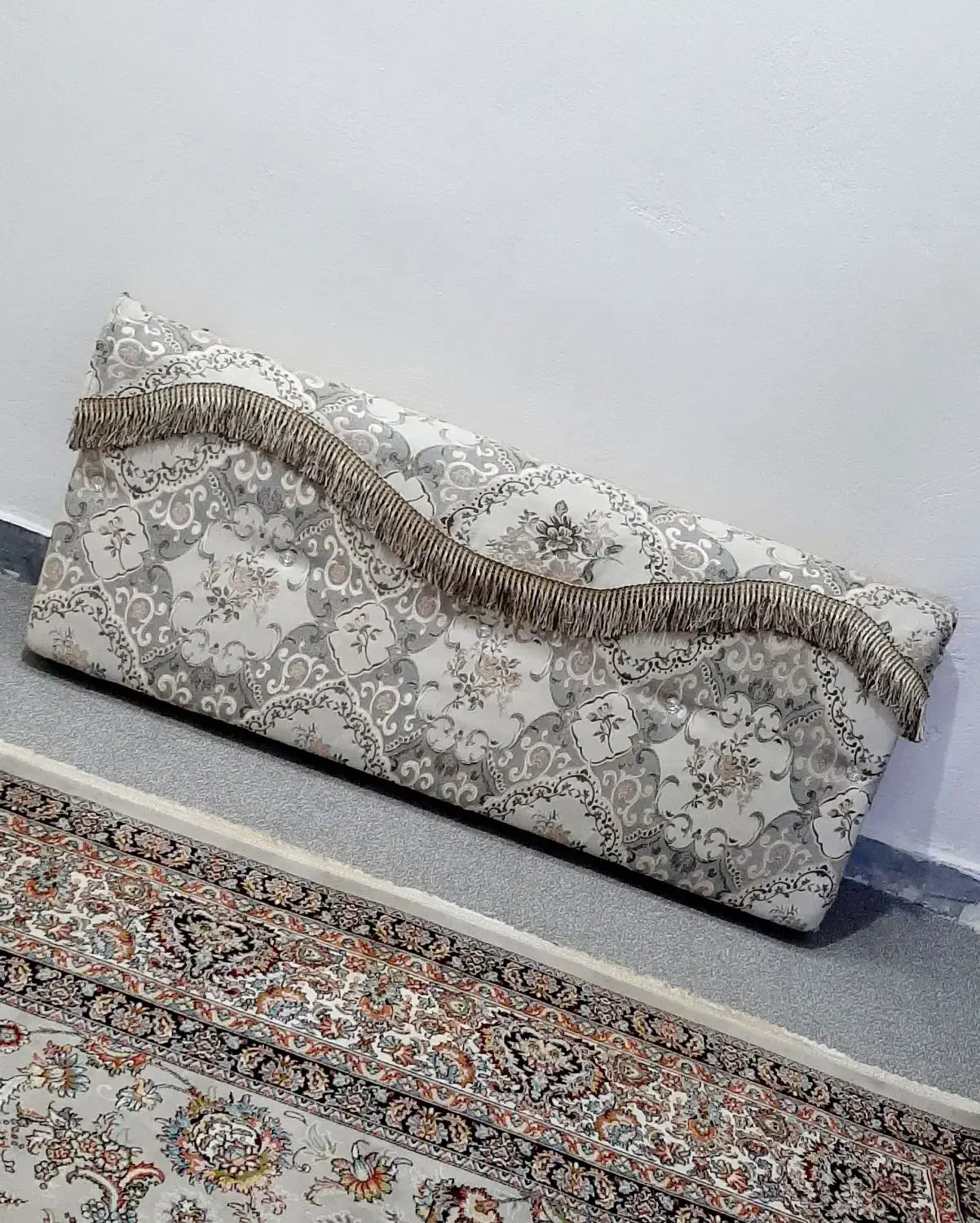 پشتی کاملا تمیز|پشتی|شادگان, |دیوار