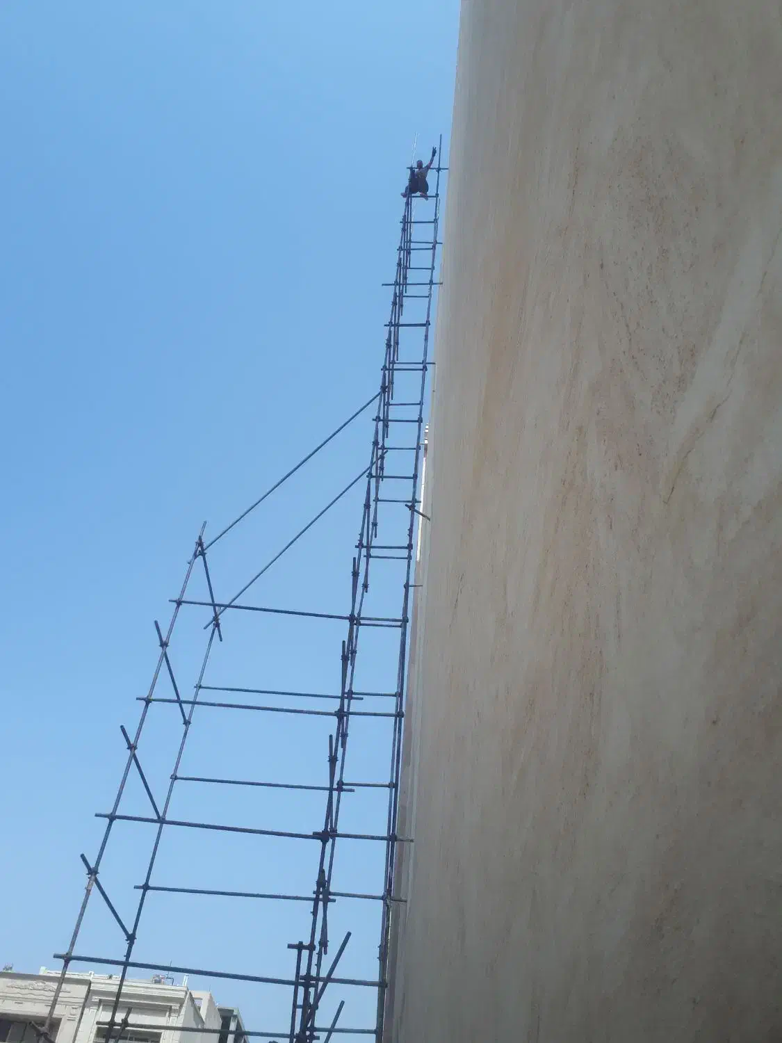 داربست فلزی چهارپایه|خدمات پیشه و مهارت|قم, بوستان علوی|دیوار